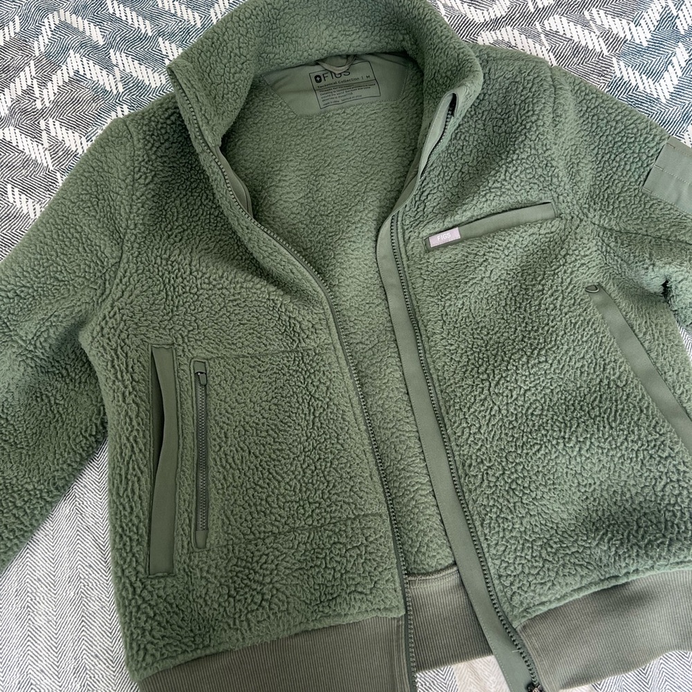 Figs Women’s Sherpa Bomber Jacket